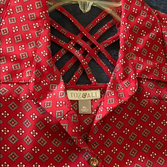 Unique top with cut-out design on the upper back —so cute! - Picture 13 of 13
